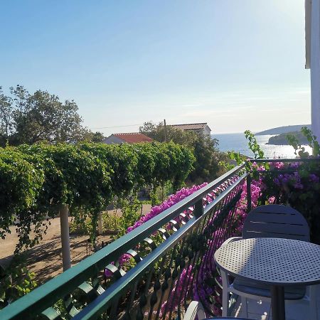 Villa Berg Maslinica Bagian luar foto
