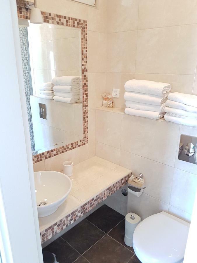 Villa Berg Maslinica Bagian luar foto